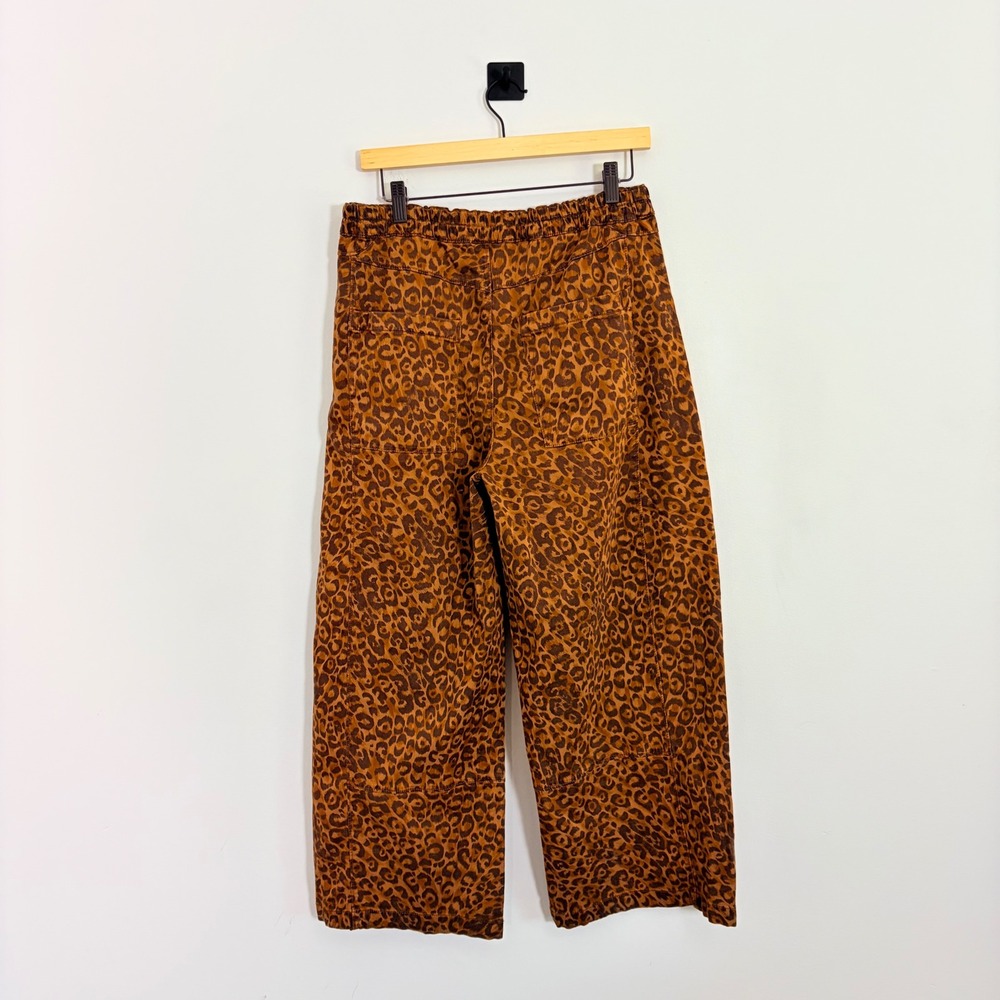 Pilcro Anthropologie Izzie Relaxed Sateen Pull-On Barrel Pants Leopard Print M - Picture 5 of 8